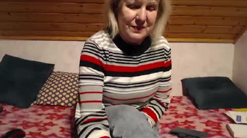 Snapshot of nikole111 chatting on January 30, 4:45 pm Nikole1 online show from January 30, 4:45 pm