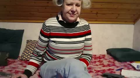 Snapshot of nikole111 chatting on February 4, 1:16 pm Nikole1 online show from February 4, 1:16 pm