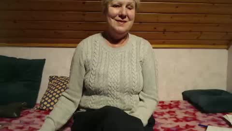Snapshot of nikole111 chatting on February 6, 4:58 pm Nikole1 online show from February 6, 4:58 pm