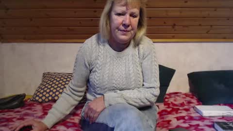 Nikole1 online show from November 15, 10:23 am