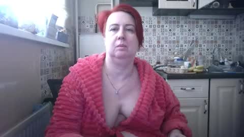 Snapshot of nikolettared chatting on February 4, 10:00 am Nikoletta online show from February 4, 10:00 am