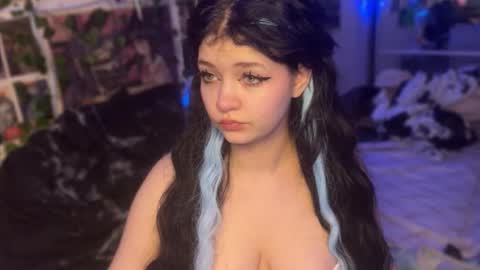 nikoli_naw online show from November 8, 4:07 pm