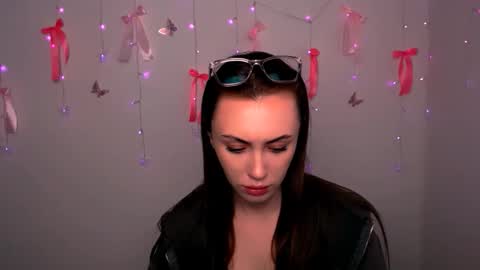 nikonara_ online show from April 27, 12:14 pm