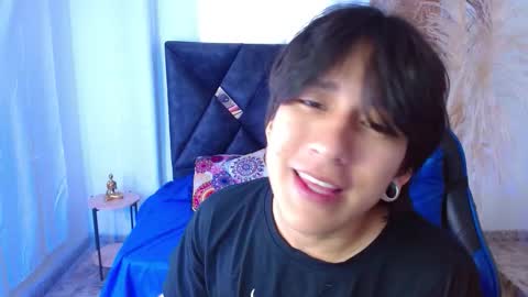 Snapshot of nikoo_18 chatting on March 28, 2:05 pm Niko online show from March 28, 2:05 pm