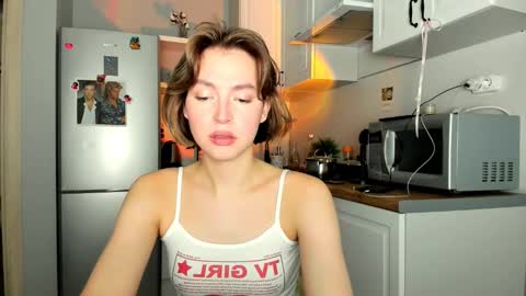 Snapshot of niky_jess chatting on March 6, 8:08 am Veronica online show from March 6, 8:08 am