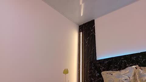  NIKY SMIT  online show from February 17, 11:34 am