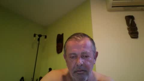 Snapshot of nikyo419 chatting on January 10, 6:26 am nikyo419 online show from January 10, 6:26 am