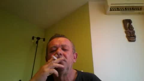 Snapshot of nikyo419 chatting on January 17, 6:18 am nikyo419 online show from January 17, 6:18 am