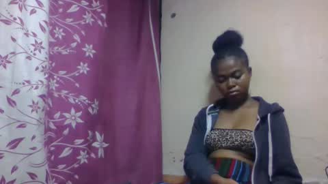 nilah online show from November 7, 11:49 pm