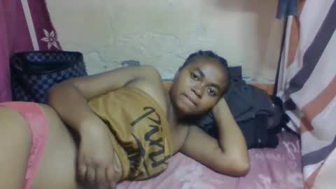 nilah online show from November 29, 9:12 am