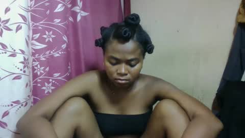 nilah online show from March 20, 6:46 pm