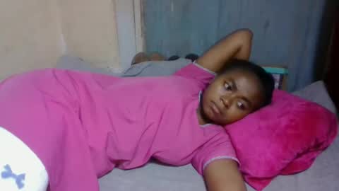 nilah online show from May 6, 5:46 am
