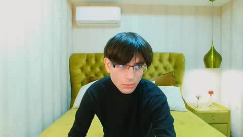 Nill online show from February 8, 6:11 pm