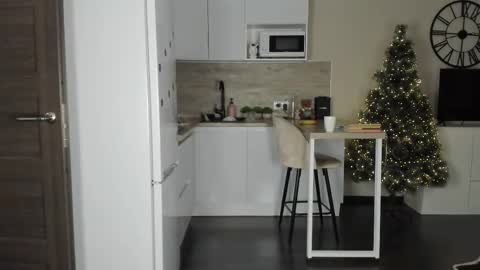 Bella online show from January 19, 6:17 am