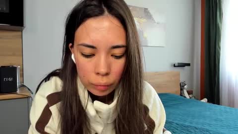 Bella online show from May 13, 9:17 am