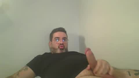 Snapshot of nimboos chatting on September 22, 4:09 pm Call me Dave online. online show from September 22, 4:09 pm