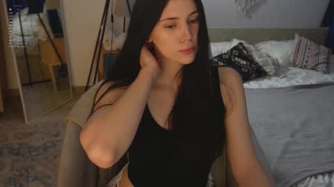 Jennet online show from October 25, 7:19 pm