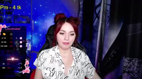 Nimfeya online show from February 7, 10:30 pm