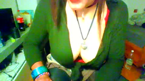 nina8383 online show from April 10, 3:23 am