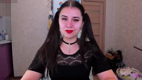 Snapshot of nina__si chatting on September 19, 4:18 pm Nina online show from September 19, 4:18 pm