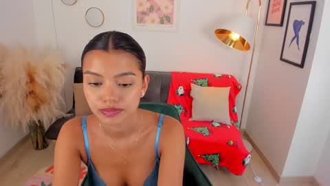 NINA online show from December 2, 7:27 pm