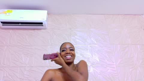 Snapshot of nina_bae_ chatting on April 17, 8:45 pm nina_bae_ online show from April 17, 8:45 pm