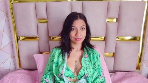 Nina Carther online show from March 28, 7:57 pm