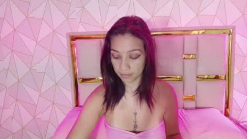 Snapshot of nina_carther chatting on April 19, 5:23 pm Nina Carther online show from April 19, 5:23 pm