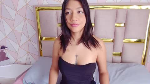 Snapshot of nina_carther chatting on May 18, 1:28 pm Nina Carther online show from May 18, 1:28 pm