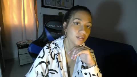 Snapshot of nina_carther chatting on May 21, 4:58 pm Nina Carther online show from May 21, 4:58 pm