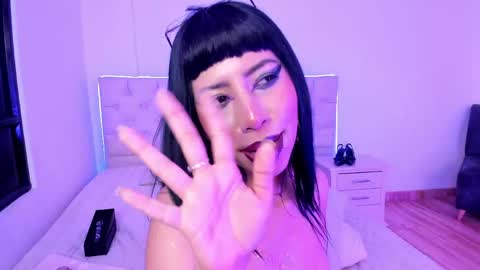 Nina Fox  online show from May 15, 11:56 pm