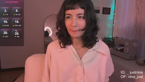 Nina.  online show from January 18, 10:39 pm