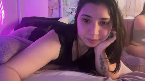 nina_lovez online show from March 5, 3:40 pm