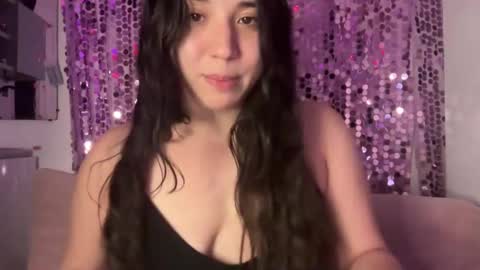 nina_lovez online show from March 12, 12:53 am