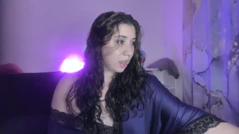 nina_lovez online show from October 20, 1:06 am