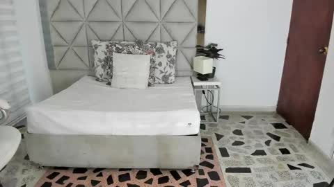  Nina  online show from October 1, 7:53 pm