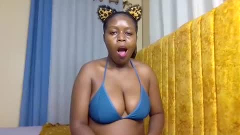 Nina online show from November 6, 1:39 am