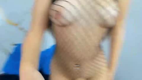 Snapshot of nina_vixen_hh chatting on March 13, 10:16 pm Nina online show from March 13, 10:16 pm