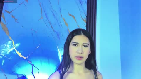 Snapshot of nina_vixen_hh chatting on April 27, 8:51 pm Nina online show from April 27, 8:51 pm