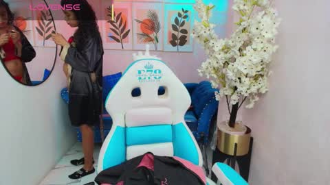 Nina  online show from January 18, 3:43 am