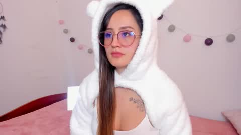 Nina online show from October 30, 11:55 am