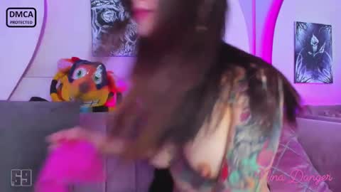 Snapshot of ninadanger chatting on January 9, 2:51 pm Heyyy guys Im Ninas crazy online show from January 9, 2:51 pm