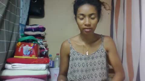 ninaeaa online show from May 12, 6:43 am