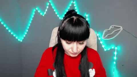 ninaflawlees online show from April 26, 11:52 am