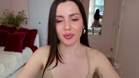 NinaOneil online show from March 12, 11:12 pm