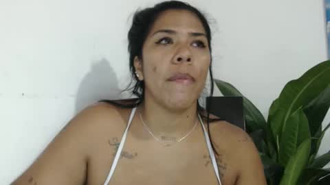 Ninapalmer online show from May 11, 8:28 pm