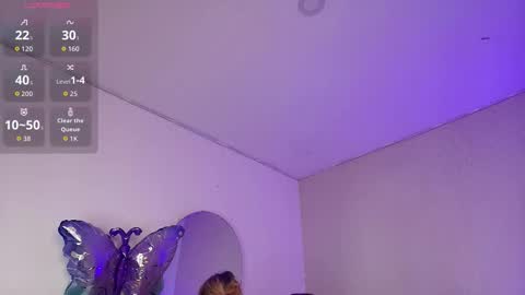 Nina online show from January 17, 11:37 am