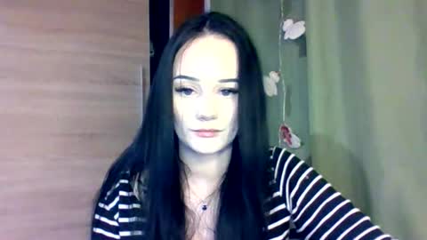 Nina online show from January 31, 7:45 pm