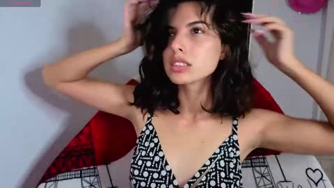 Snapshot of ninasky19 chatting on April 16, 9:37 pm ninasky19 online show from April 16, 9:37 pm