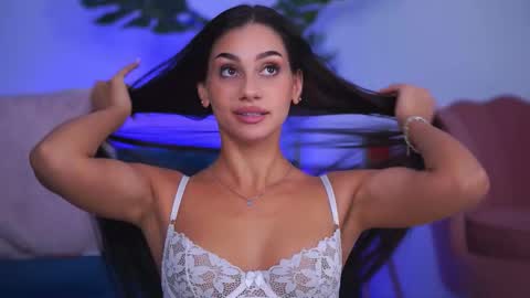 Snapshot of ninasolenne chatting on March 22, 8:23 pm Ninna online show from March 22, 8:23 pm